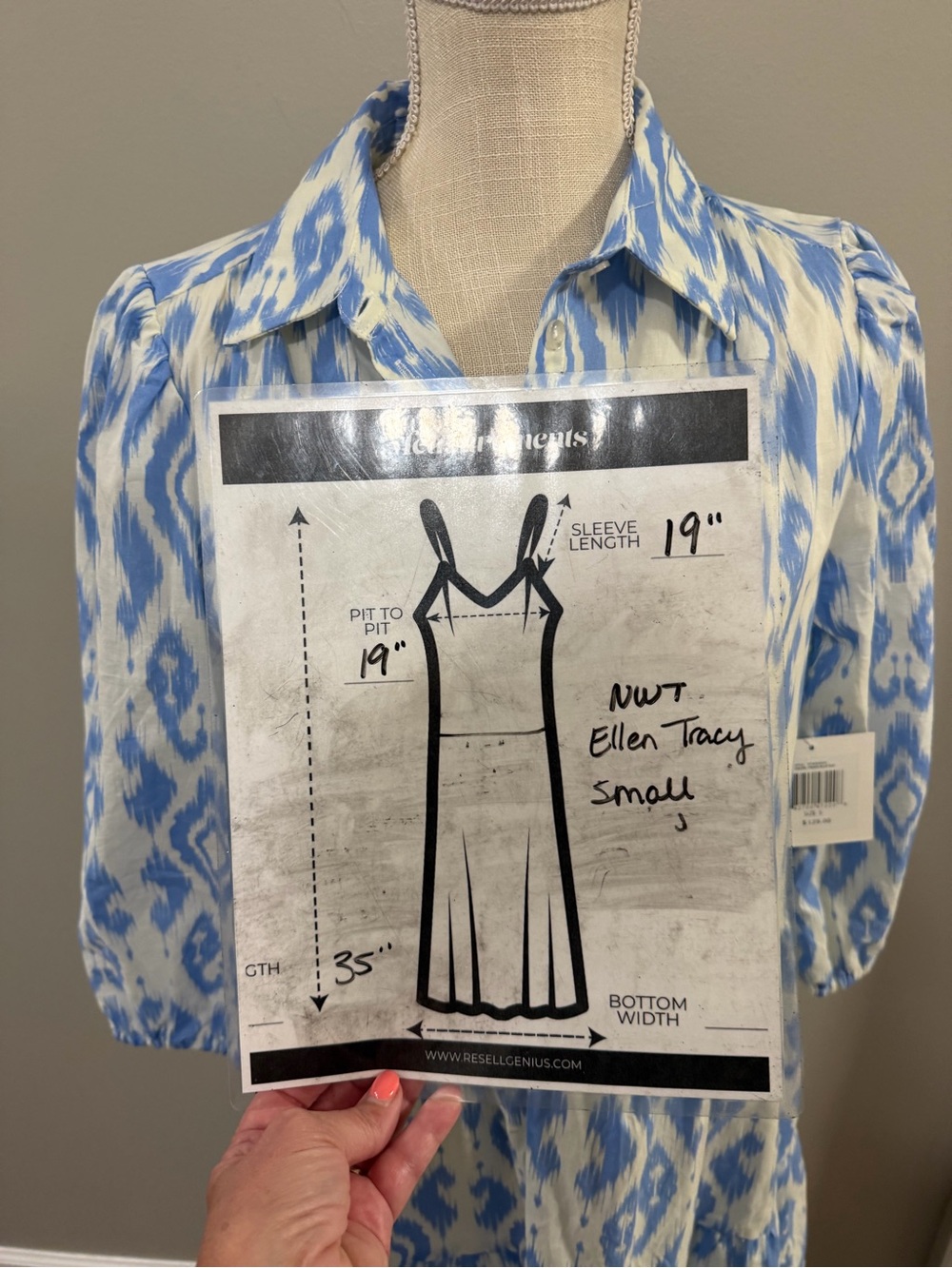 NWT Ellen Tracy Blue and White Ikat Mini Shirtdress. Size Small - Picture 8 of 8